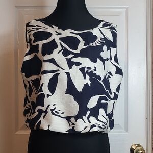 ee:some Blousan Crop Top